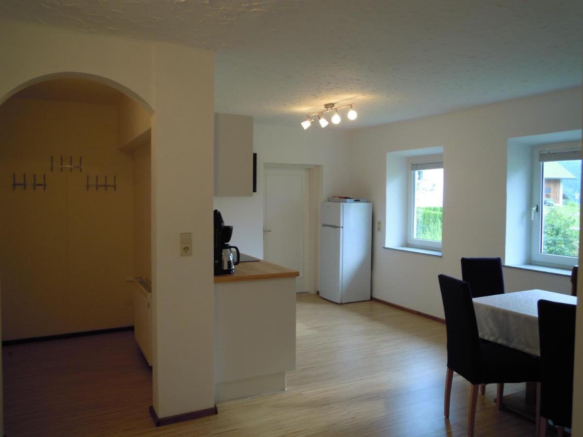 Ferienwohnungen Familie Jarnig Inge Görtschach Habitación foto